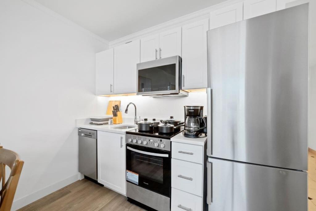 Sleep Six Cozysuites, 1Br 2Ba On The Boardwalk Атлантик Сити Экстерьер фото